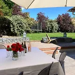 וילה La Gannatoise Family With Garden *