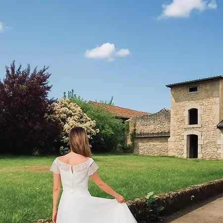 La Gannatoise Family With Garden Gannat